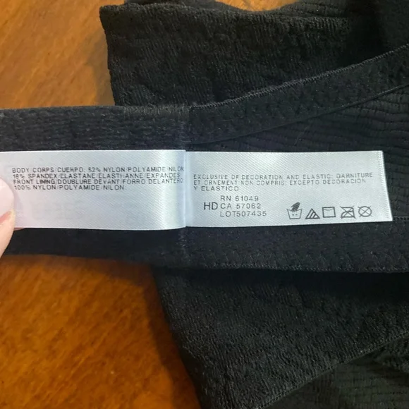 NWT WACOAL Convertible Black Bra With Underwire Size36D